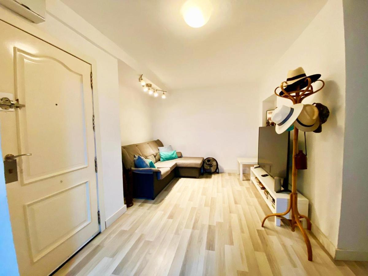 Valencia Guest Rooms Near The Beach In Shared Apartment Esterno foto