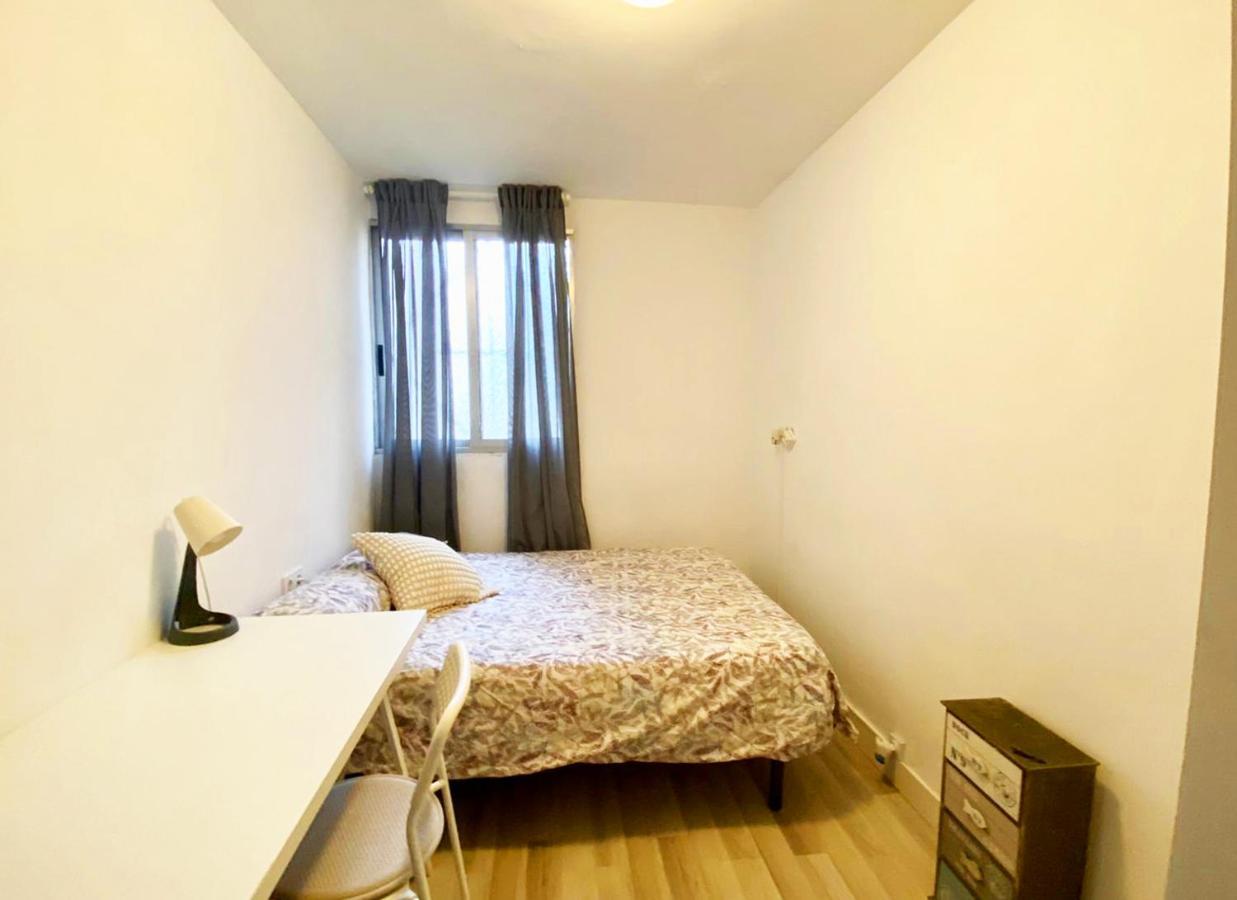 Valencia Guest Rooms Near The Beach In Shared Apartment Esterno foto